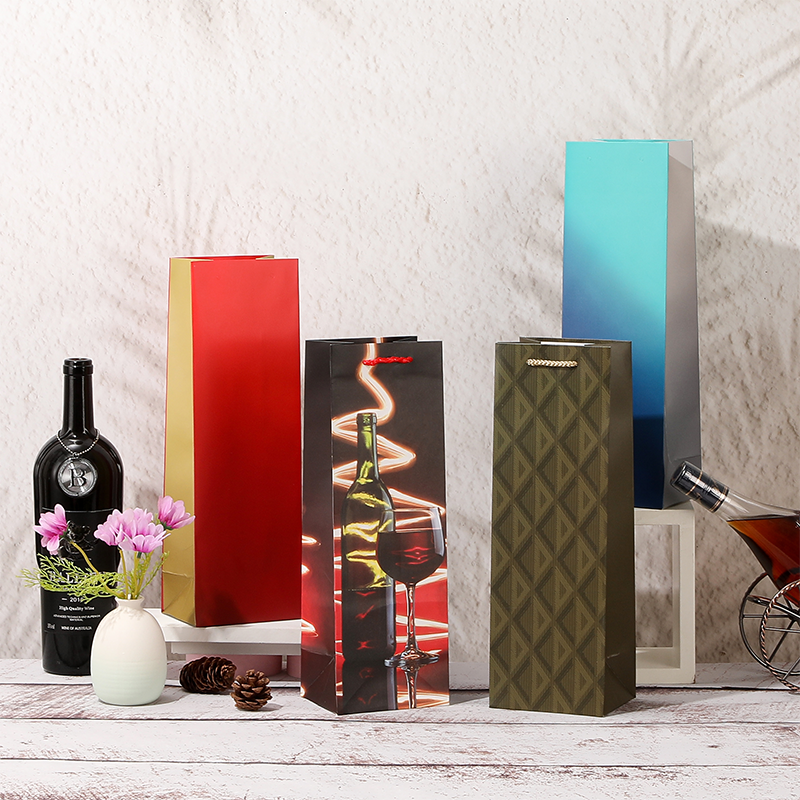 Bolsas de regalo de papel para una sola botella de vino con asas de cuerda