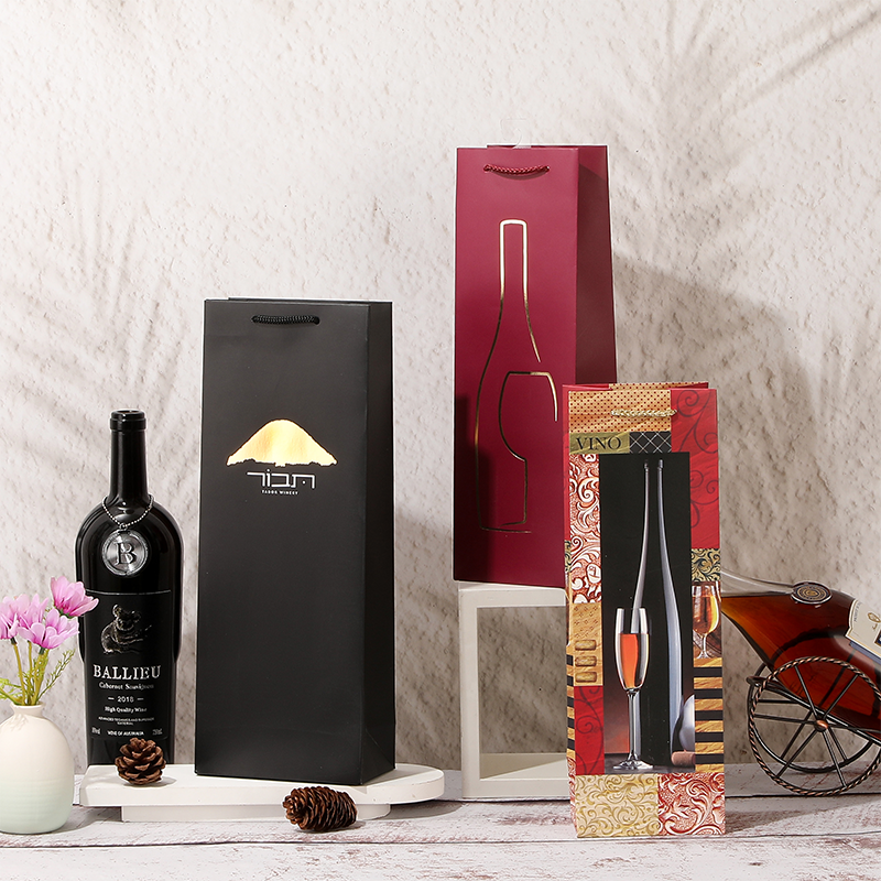 Bolsas de regalo de papel para una sola botella de vino con asas de cuerda