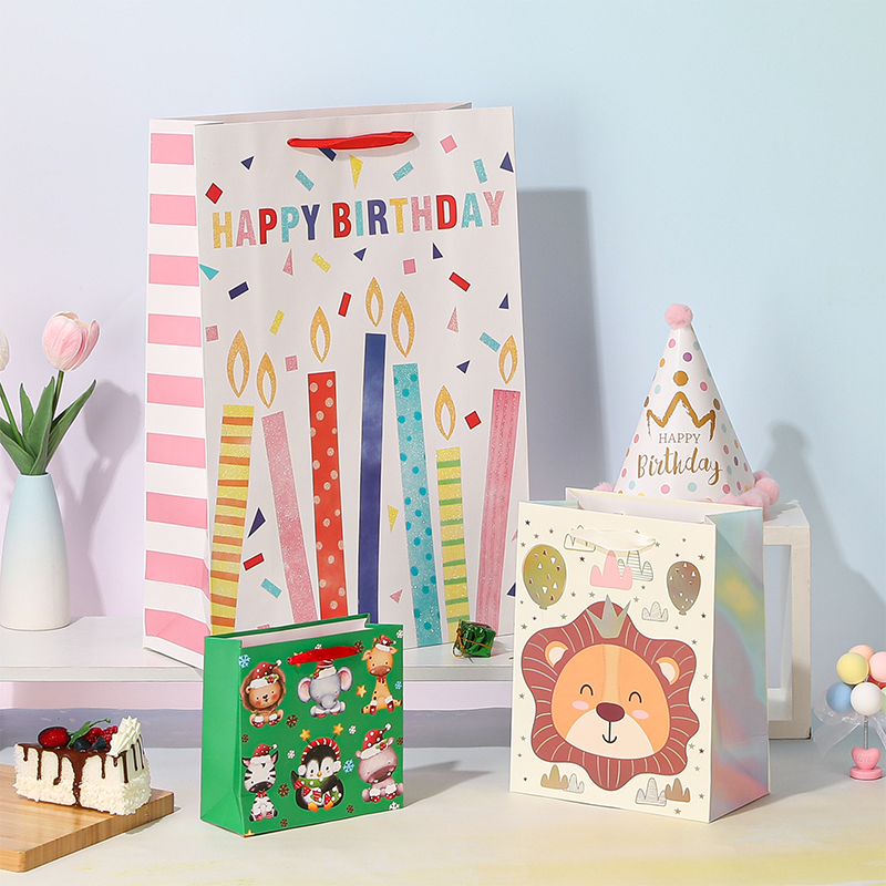 Bolsas de regalo de cumpleaños Kraft con asas Favores de fiesta