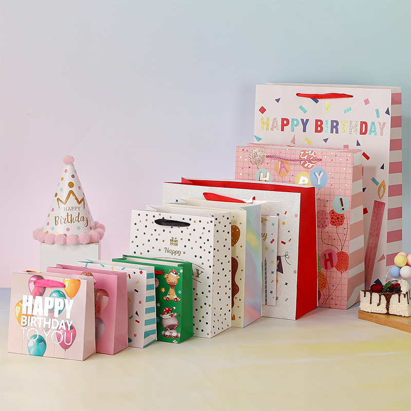 Bolsas de regalo de cumpleaños Kraft con asas Favores de fiesta